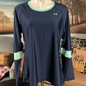 Under Armour Fitted Heat Gear Shirt - L